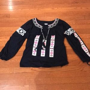 Crown and Ivy Blouse